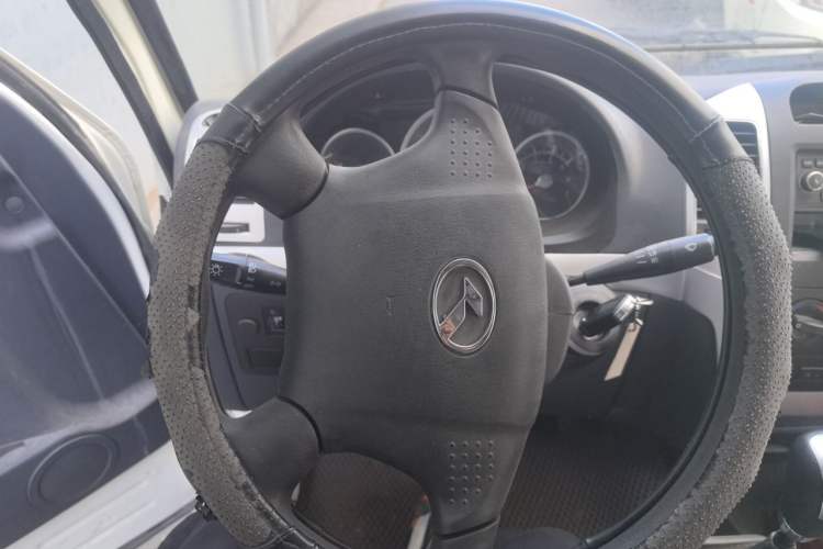 Used King Long Golden Way 2021 2.2L Jiemu Business-Grade Van High Roof V22H Steering Wheel