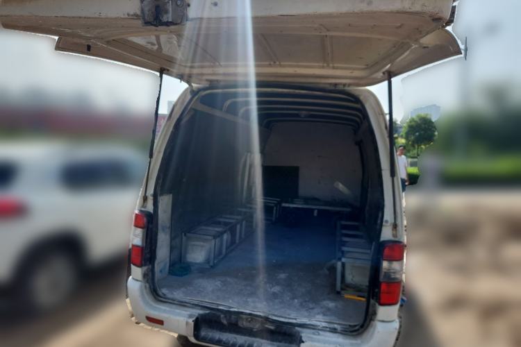 Used King Long Golden Way 2021 2.2L Jiemu Van Mid-Roof V22H Trunk