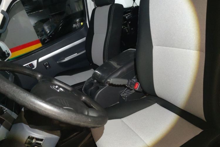 Used King Long Golden Way 2024 2.2L Jietong 4-7 Seater Left Front Seat