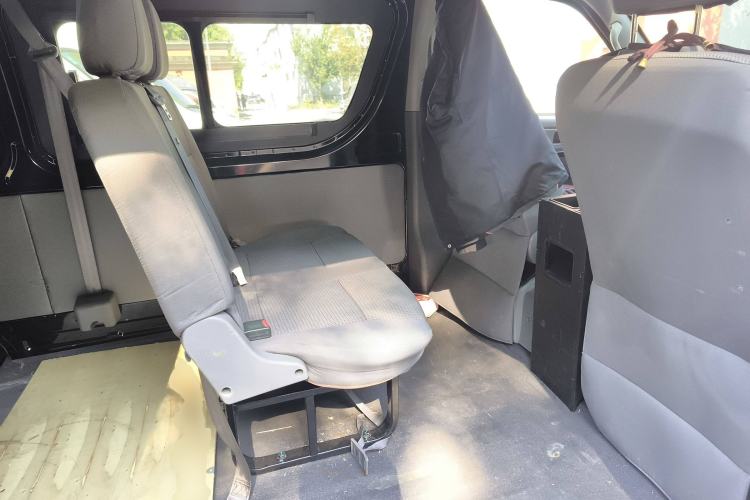 Used King Long Kairui Haoke 2021 2.0L Changyun Standard 6-Seater Flat Roof 1TZS Left Rear Seat