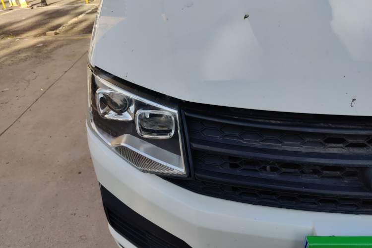 Used King Long Kairui Haoke 2021 2.0L Changyun Standard 6-Seater Flat Roof 1TZS Right Front Headlight