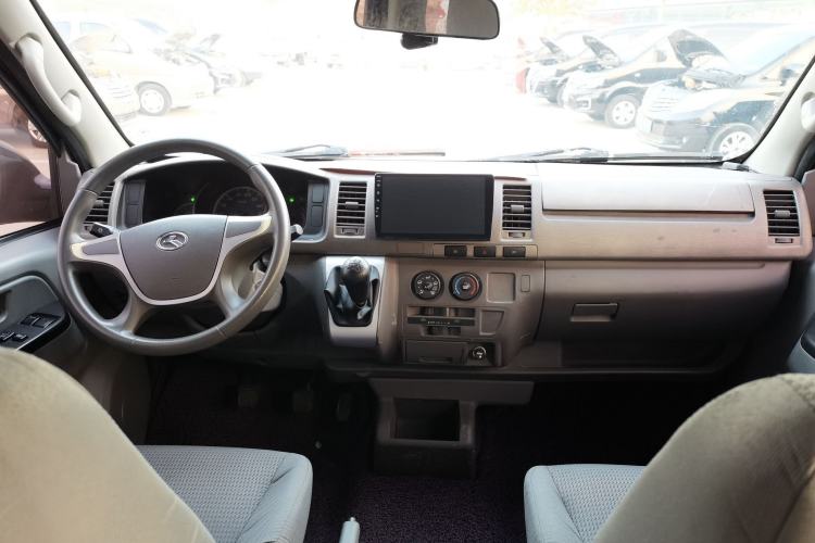 Used King Long Kairui Haoke 2018 2.2L M1 Standard Version V22 Interior 3