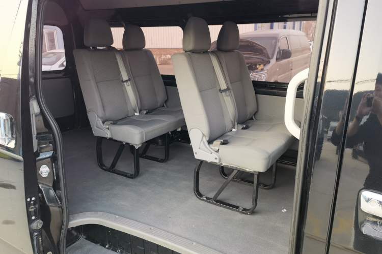 Used King Long Kairui Haoke 2018 2.2L M1 Standard Version V22 Interior 5