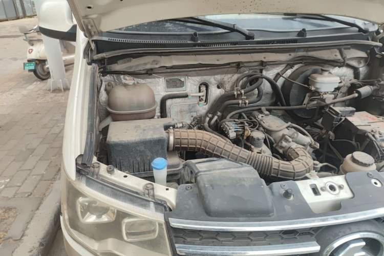 Used King Long Kairui Haoke 2018 2.2L M1 Standard Version V22 Engine Bay Right