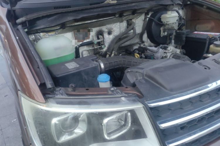 Used King Long Kairui Haoke 2018 2.2L M1 Standard Version V22 Engine Bay Right