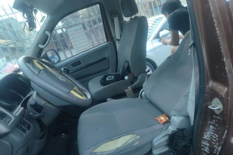 Used King Long Kairui Haoke 2018 2.2L M1 Standard Version V22 Left Front Seat