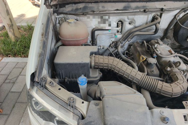 Used King Long Kairui Haoke 2018 2.2L M1 Standard Version V22 Engine Bay Right