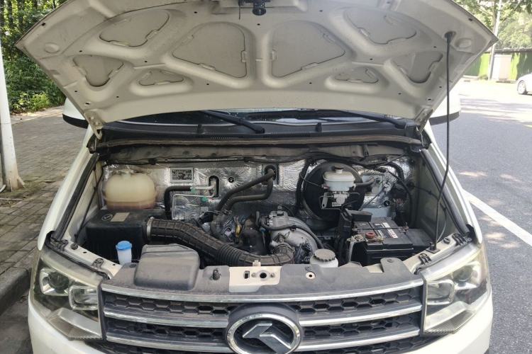 Used King Long Kairui Haoke 2018 2.2L M1 Standard Version V22 Engine Bay