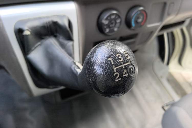 Used King Long Kairui Haoke 2018 2.2L M1 Standard Version V22 Gear Lever