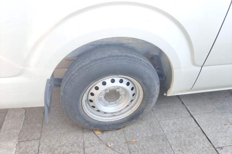 Used King Long Kairui Haoke 2018 2.2L M1 Standard Version V22 Right Rear Wheel Hub
