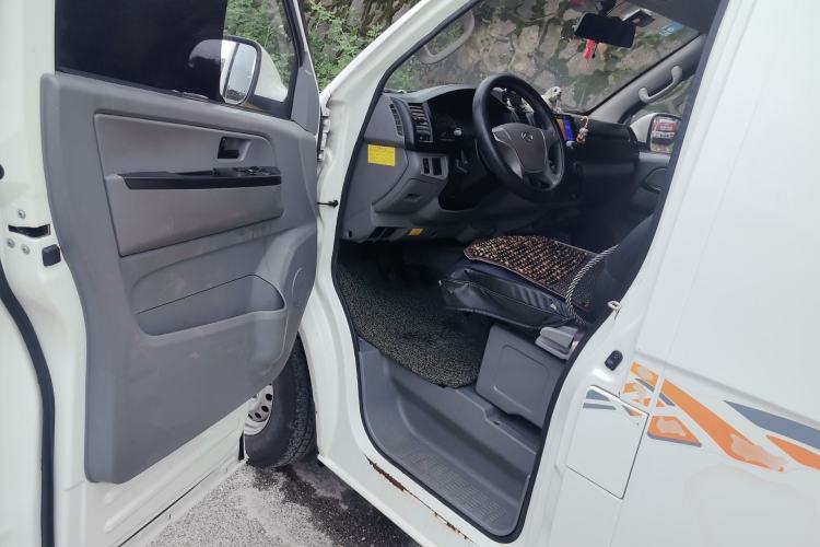 Used King Long Kairui Haoke 2019 2.2L M1 Comfort-Plus High-Roof V22 Driver Seat