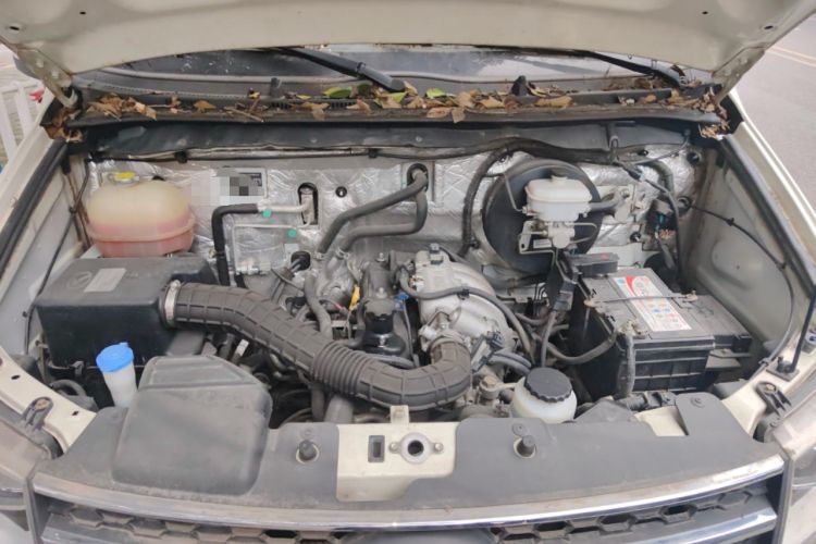 Used King Long Kairui Haoke 2019 2.2L M1 Standard Flat-Top V22 Engine Bay