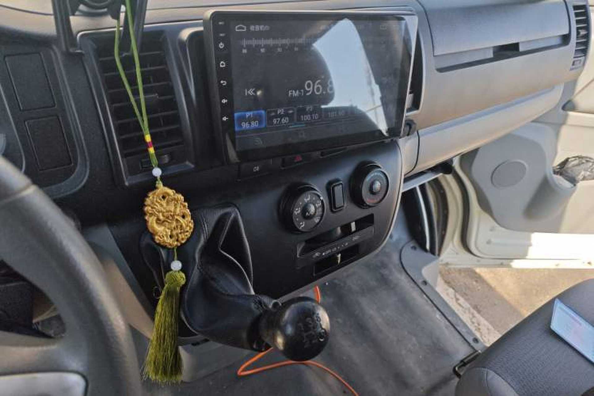 Used King Long Kairui Haoke 2021 2.0L Changyun Standard 6-Seater High-Roof 1TZS Audio And AC Panel