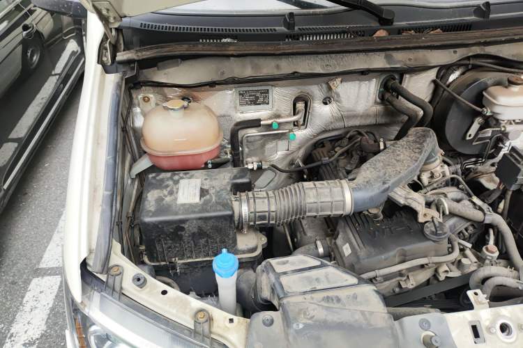 Used King Long Kairui Haoke 2021 2.0L Changyun Standard 6-Seater Flat Roof 1TZS Engine Bay Right