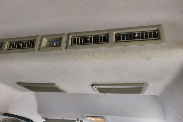 Used King Long Kairui Haoke 2021 2.0L Tiguan Comfort 9-Seater High-Roof 1TZS Headliner