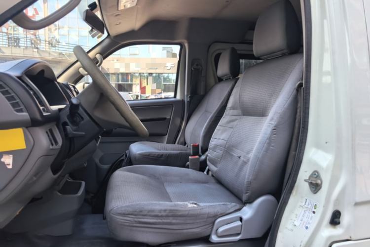 Used King Long Kairui Haoke 2021 2.0L Changyun Standard 6-Seater Flat Roof 1TZS Left Front Seat