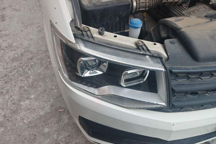 Used King Long Kairui Haoke 2021 2.0L Changyun Standard 6-Seater Flat Roof 1TZS Right Front Headlight