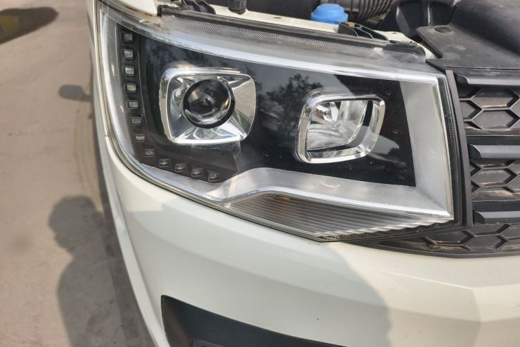 Used King Long Kairui Haoke 2021 2.0L Tiguan Comfort 9-Seater High-Roof 1TZS Right Front Headlight