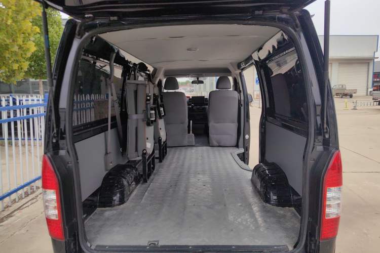 Used King Long Kairui Haoke 2022 2.0L Changyun Standard 6-Seater Flat Roof 1TZS Interior 6