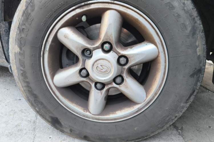 Used King Long Kairui Haoke  Right Front Wheel Hub