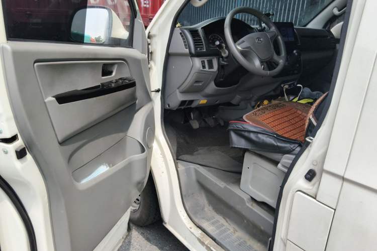 Used King Long Kairui Haoke 2022 2.0L Changyun Standard 6-Seater Flat Roof 1TZS Driver Seat