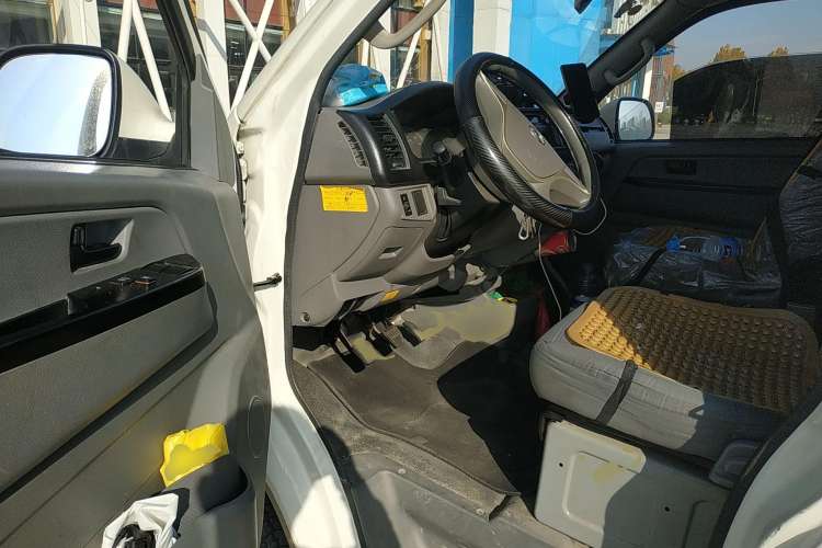 Used King Long Kairui Haoke 2022 2.0L Changyun Standard 6-Seater Flat Roof 1TZS Driver Seat
