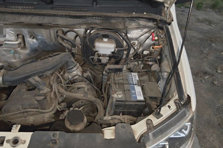 Used King Long Kairui Haoke 2022 2.0L Tiguan Comfort 9-Seater High-Roof 1TZS Engine Bay Left