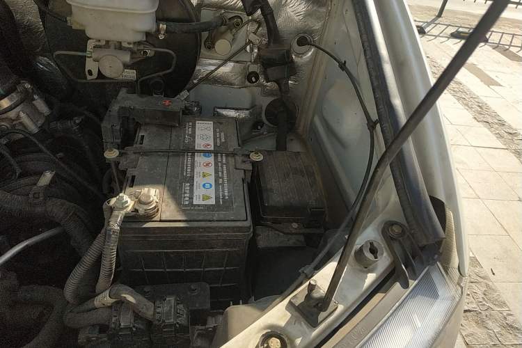 Used King Long Kairui Haoke 2022 2.0L Changyun Standard 6-Seater Flat Roof 1TZS Engine Bay Left
