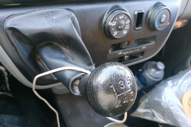 Used King Long Kairui Haoke 2022 2.0L Changyun Standard 6-Seater Flat Roof 1TZS Gear Lever