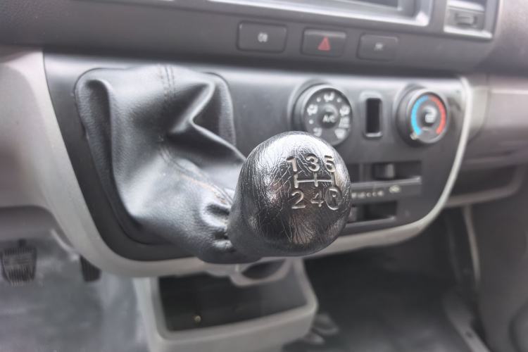 Used King Long Kairui Haoke 2022 2.0L Changyun Standard 6-Seater Flat Roof 1TZS Gear Lever