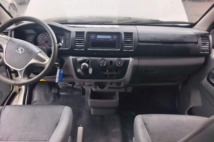 Used King Long Kairui Haoke 2022 2.0L Changyun Standard 6-Seater Flat Roof 1TZS Headliner
