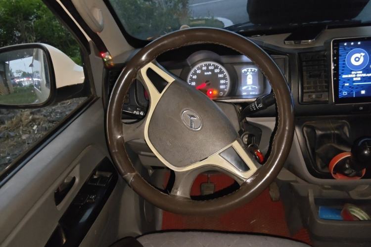 Used King Long Kairui Haoke 2022 2.0L Tiguan Comfort 9-Seater High-Roof 1TZS Steering Wheel