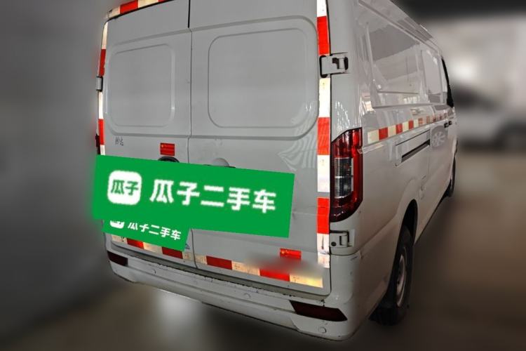Used King Long Longyao 6 2022 Innovative Hang 38.64 kWh Van Series Rear Right 45 Deg