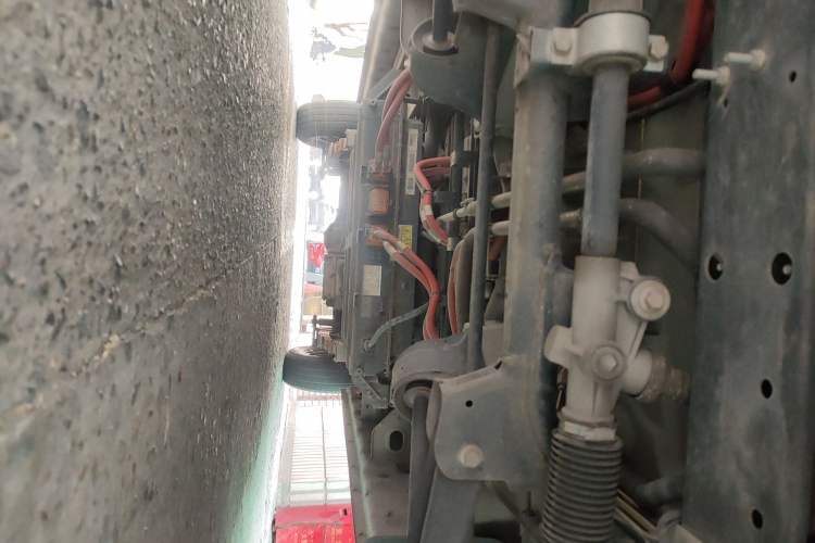 Used King Long Longyao 6 2022 Innovative Hang 38.64 kWh Van Series Chassis Front