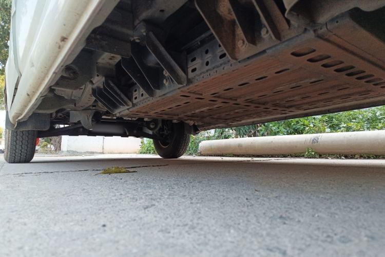Used King Long Longyao 6 2022 Innovative Hang 38.64 kWh Van Series Chassis Rear Left