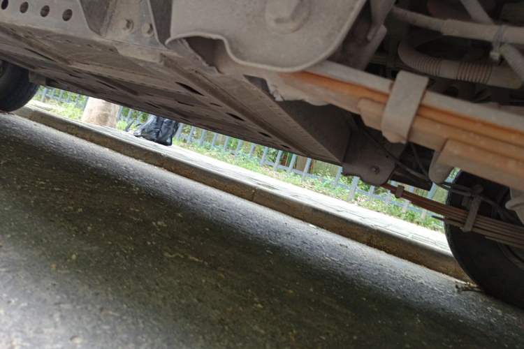 Used King Long Longyao 6 2022 Van Series CATL 41.86 kWh Chassis Rear Left