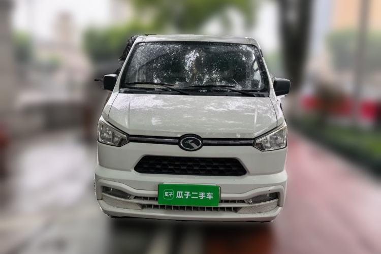 Used King Long Longyao 6 2022 Van Series with CATL 38.64 kWh Power Battery Front
