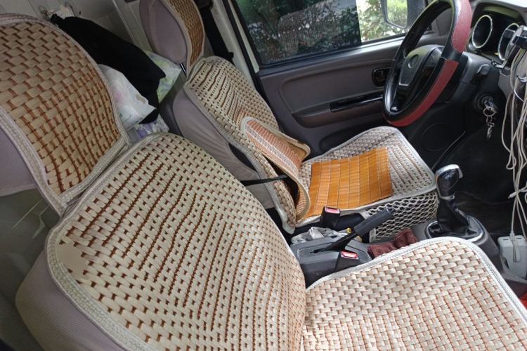 Used King Long Longyao 6 2022 Van Series CATL 41.86 kWh Left Rear Seat