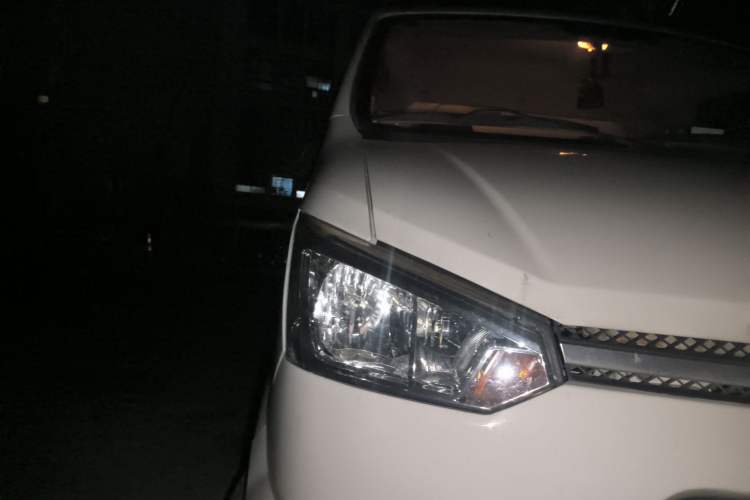 Used King Long Longyao 6 2022 Innovative Hang 38.64 kWh Van Series Right Front Headlight