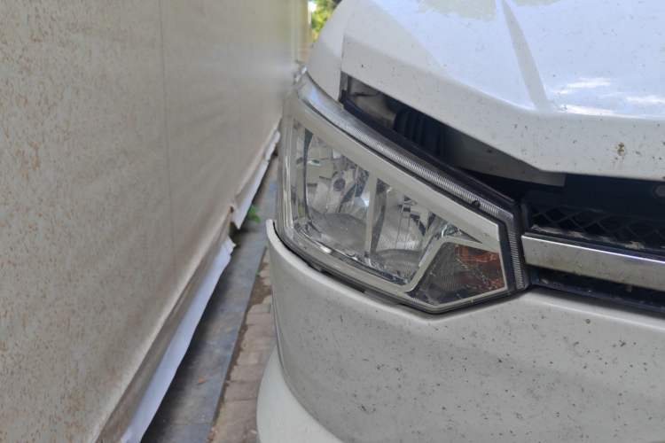 Used King Long Longyao 6 2022 Innovative Hang 38.64 kWh Van Series Right Front Headlight