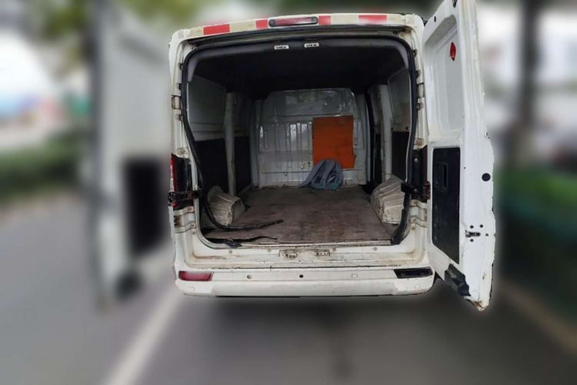 Used King Long Longyao 6 2022 Innovative Hang 38.64 kWh Van Series Trunk