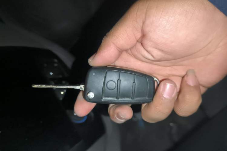 Used King Long Longyao 6 2022 Innovative Hang 38.64 kWh Van Series Vehicle Key