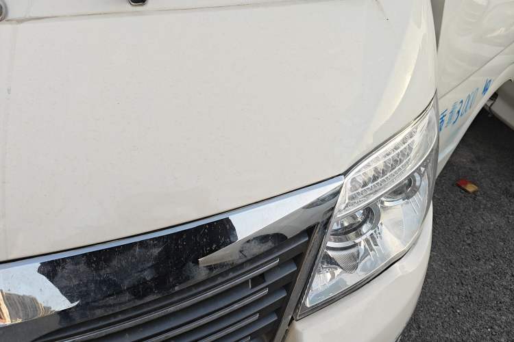 Used King Long Longyao 8 2021 41-Foot Cargo Van with Mid-Roof Engine Bay Left