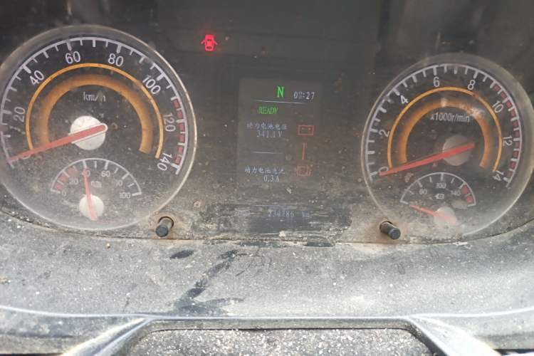Used King Long Longyao 8 2022 Pure Electric Van Flat Roof 50.232 kWh Instrument Cluster