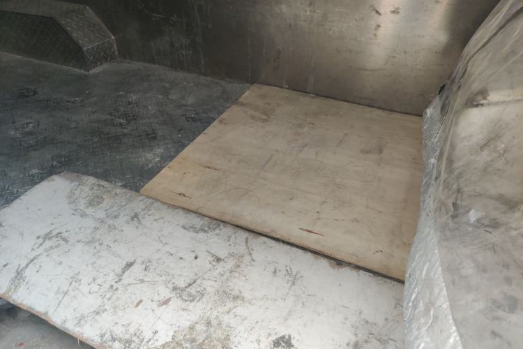 Used King Long Longyao 8 2022 Pure Electric Van Flat Roof 50.232 kWh Left Rear Seat