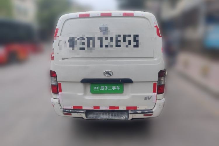 Used King Long Longyao 8 2022 Pure Electric Van Flat Roof 50.232 kWh Rear