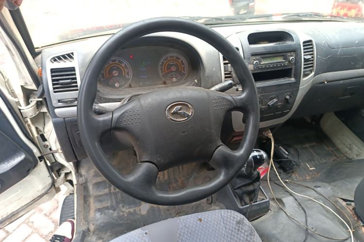 Used King Long Longyao 8 2022 Pure Electric Van Flat Roof 50.232 kWh Steering Wheel