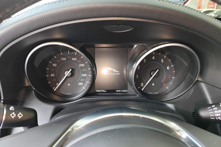 Used King Long XF 2018 XF Sportbrake 2.0T 250 PS Two-Wheel-Drive Luxury Edition Odometer Close Up