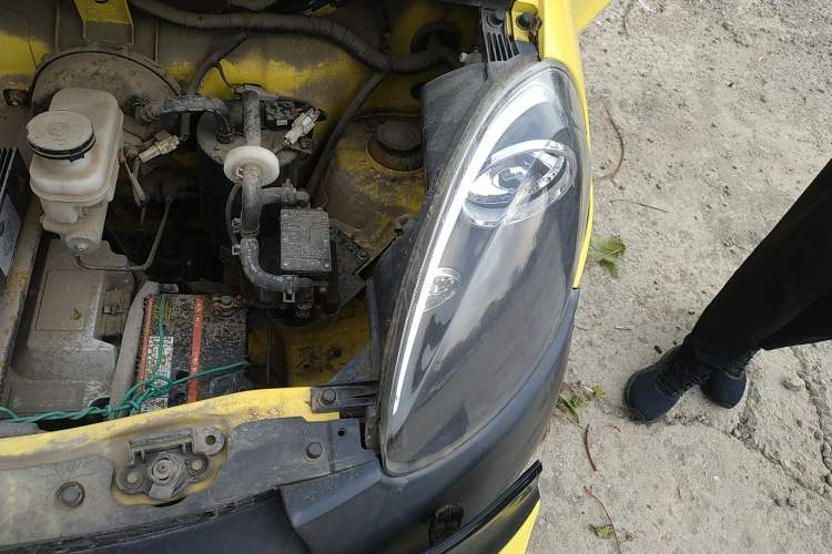 Used Know Beans D1 2015 Standard Model Engine Bay Left