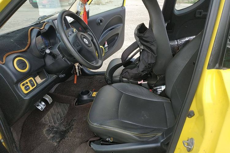 Used Know Beans D1 2015 Standard Model Left Front Seat